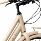 Cavi integrati nel tubo sterzo della e-bike Cobran Riviera